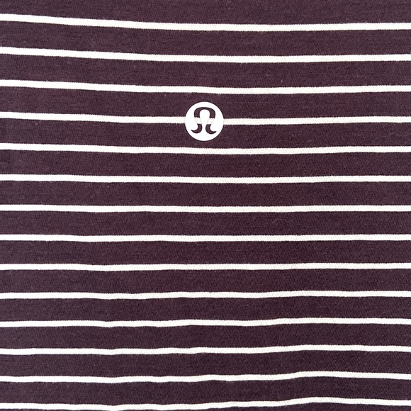 Lululemon lulu love purple striped v-neck gym to street top - Picture 3 of 3
